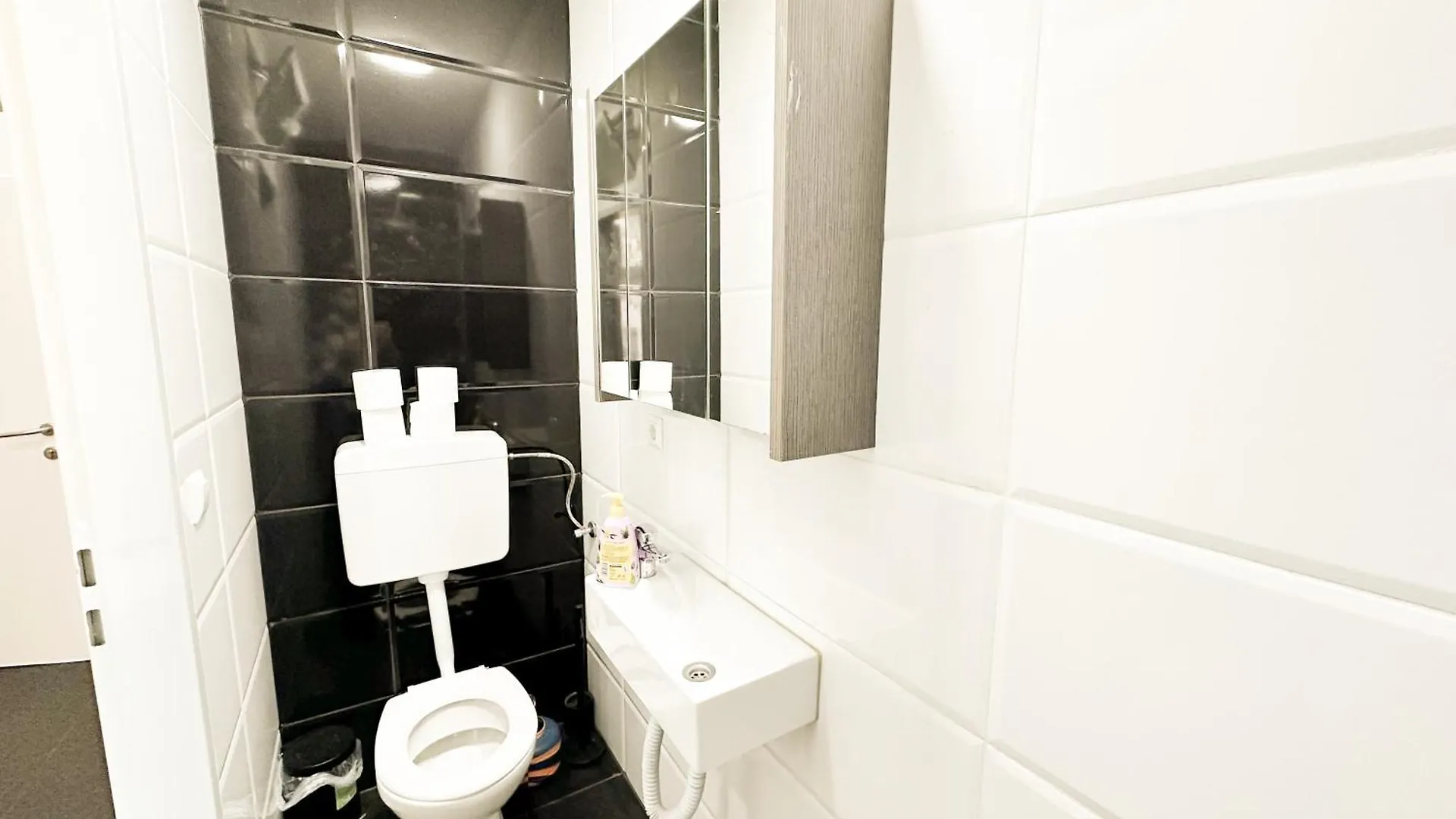 W Apartment - Brigittenau Area Mm7 Vienna